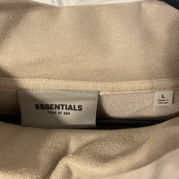 F.O.G Essentials Sweatshirt - Picture 3 of 4